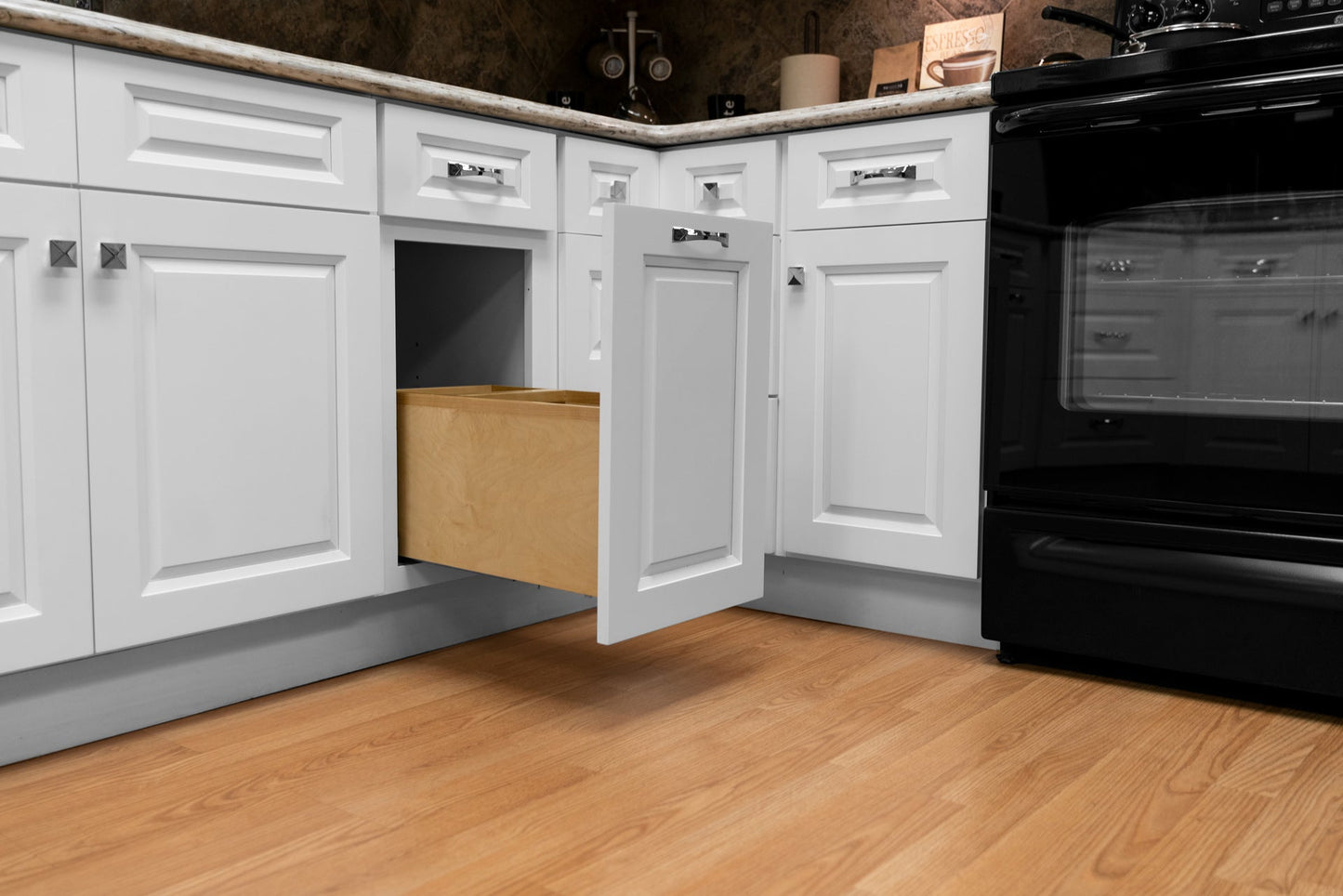 Pullout Trash Can System - 35 Quart Single